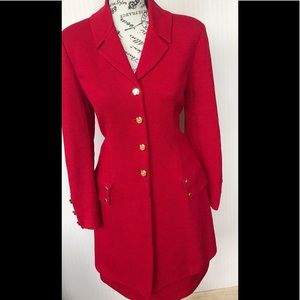 St John skirt suit 6/4